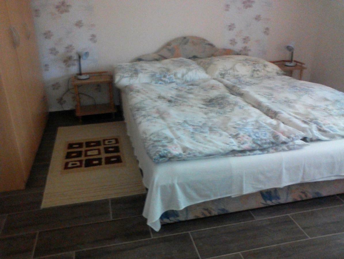 Raday Apartman Hajdúszoboszló Exterior foto